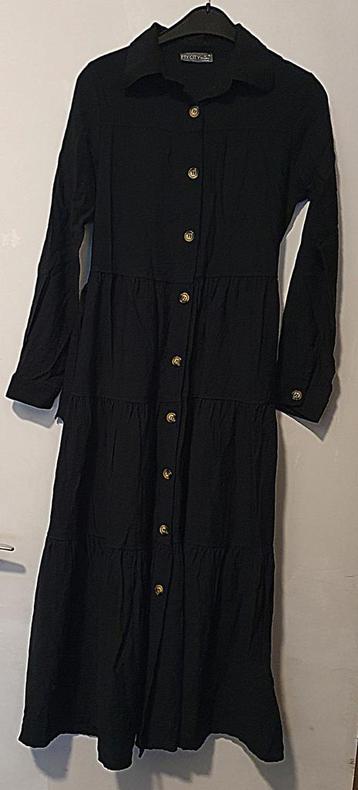 Zwarte Jurk met Knopen - Maat S - Ophalen in den haag. beschikbaar voor biedingen