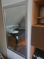 grote spiegel zilverkleurig. 139 bij 84 cm. Alleen ophalen, Huis en Inrichting, Woonaccessoires | Spiegels, Ophalen of Verzenden
