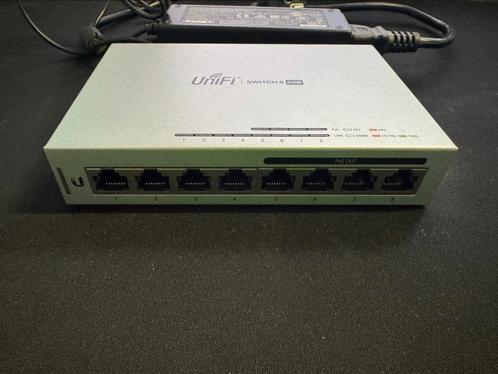 Unifi US-8-60W Gigabit PoE switch, Computers en Software, Netwerk switches, Gebruikt, Ophalen of Verzenden