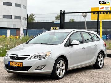 Opel Astra Sports Tourer 1.4 Turbo Edition/navi/psensor/trek beschikbaar voor biedingen