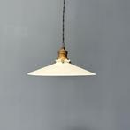 Antieke wit opaline schaal hanglamp met messing armatuur, Antiek en Kunst, Ophalen of Verzenden