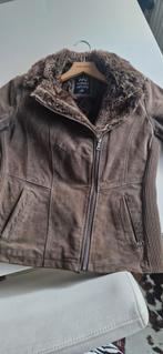 Suède Dames Jas met Bont - Maat M, Maat 38/40 (M), Ophalen of Verzenden, Zo goed als nieuw, Jasje