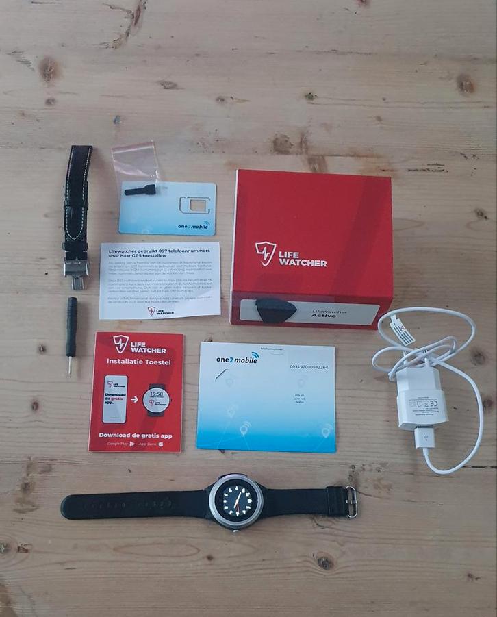 Lifewatcher Noodhorloge - GPS Tracker, Sieraden, Tassen en Uiterlijk, Smartwatches, Zo goed als nieuw, Android, Zwart, GPS, Waterdicht