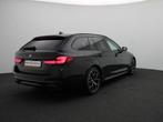 BMW 5 Serie Touring 540i xDrive M Sportpakket | Panoramadak, Auto's, BMW, Automaat, 1272 kg, Stof, Gebruikt