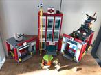 Lego city 60110, brandweerkazerne, Kinderen en Baby's, Speelgoed | Playmobil, Ophalen of Verzenden, Zo goed als nieuw