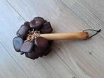 Houten ratel / juju shaker., Ophalen of Verzenden, Zo goed als nieuw, Melodische percussie