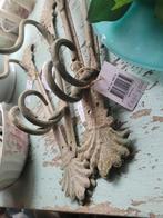 Old look metalen beugels voor plantenbakken p/st 12.50, Tuin en Terras, Minder dan 30 cm, Belle Vieille Brocante, Nieuw, Ophalen of Verzenden