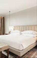 Serta Hotel Bed - Comfort en Kwaliteit, Beige, Tweepersoons, Ophalen of Verzenden, Zo goed als nieuw