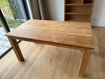 Prachtige teakhouten eettafel (160 cm x 90 cm) beschikbaar voor biedingen