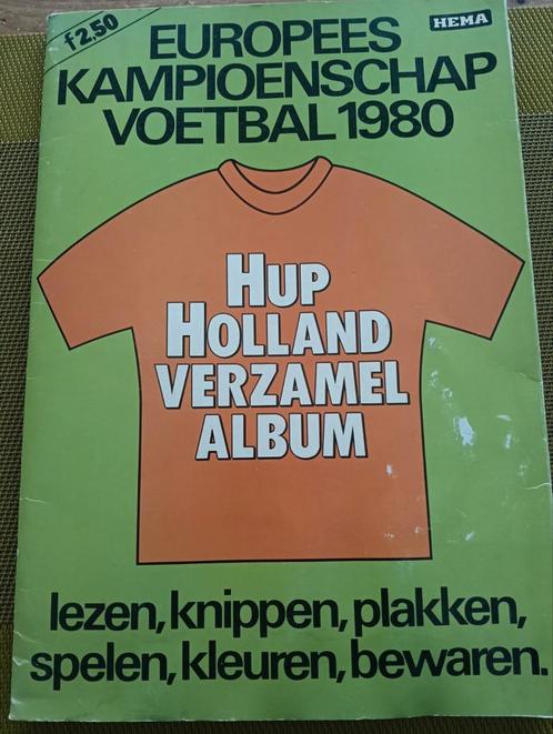 Hup Holland Verzamelalbum Europees kampioenschap 1980, uniek, Boeken, Sportboeken, Gelezen, Ophalen of Verzenden