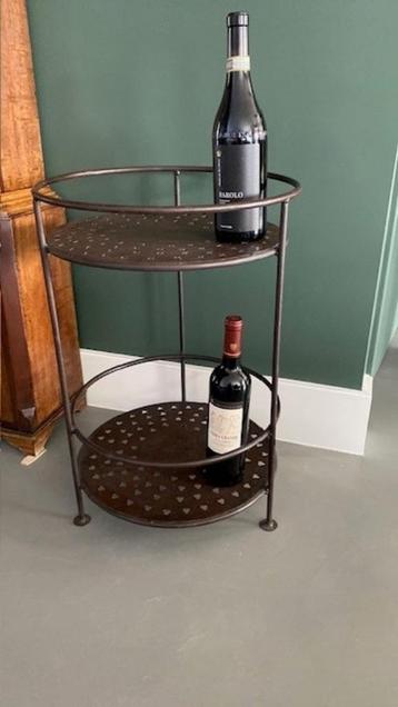 Metalen wijnrek - drankenrek - bijzettafel beschikbaar voor biedingen