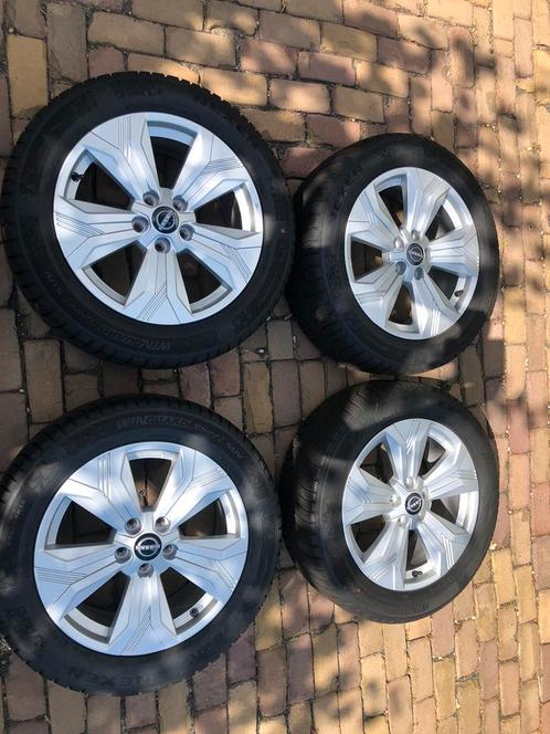18" velgen met winterbanden voor Nissan 235-55-r18, Auto-onderdelen, Banden en Velgen, Banden en Velgen, Winterbanden, 18 inch