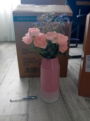 6 x vaas met kunstbloemen  nieuw