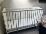 Ledikant wit ikea smagora matras+topper, Ophalen, Zo goed als nieuw, Ledikant
