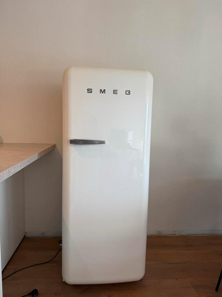 Smeg Koelkast - Retro Stijl, Witgoed en Apparatuur, Koelkasten en IJskasten, Gebruikt, Met vriesvak, 150 tot 200 liter, 120 tot 140 cm
