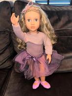 Poppen Our generation, met vele kledingsetjes en bed, Ophalen of Verzenden, Zo goed als nieuw, Babypop