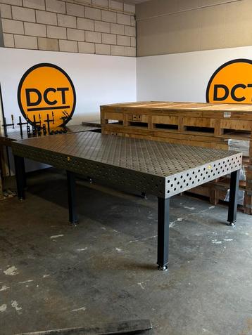 Lastafel 3000 x 1500 mm - 28 mm gat - nieuw - opspantafel beschikbaar voor biedingen