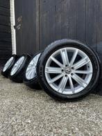 Originele Volkswagen Tiguan New York velgen 18” zomer set, Niet ingevuld, 18 inch, Gebruikt, Banden en Velgen