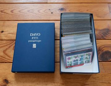 Postzegelmapjes 273stuks beschikbaar voor biedingen