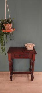 Antiek bijzettafeltje, Huis en Inrichting, Tafels | Bijzettafels, Ophalen, Gebruikt, 55 tot 75 cm, 60 cm of meer