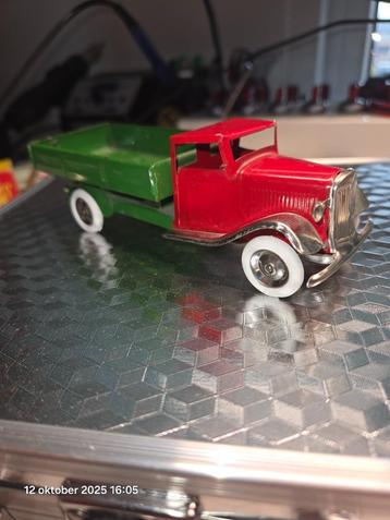 Tri-ang minic 25M delivery truck pre-war mooie staat. beschikbaar voor biedingen