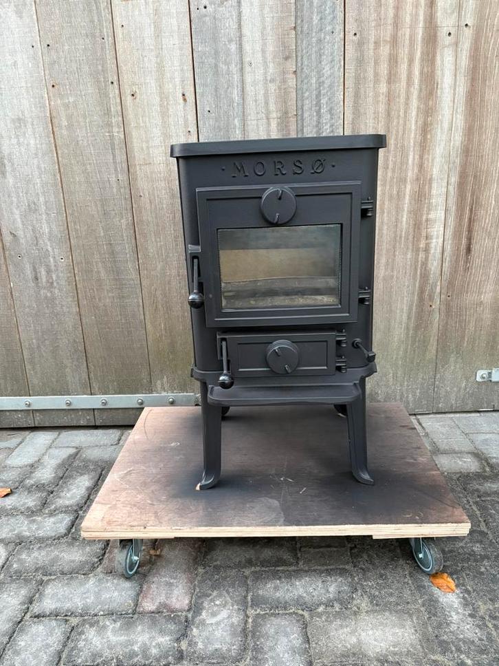 Morso 1410 houtkachel eekhoorn, Huis en Inrichting, Kachels, Zo goed als nieuw, Vrijstaand, Houtkachel, Hout, Ophalen of Verzenden