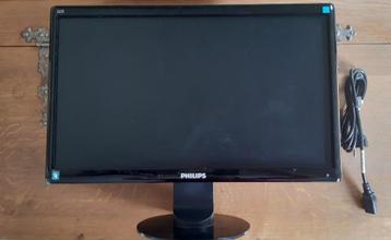 Philips beeldscherm met CD Rom en assecoire beschikbaar voor biedingen