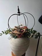 Decoratieve vaas met bloemstuk, Ophalen, Steen, Overige kleuren, 50 tot 75 cm