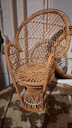 Vintage Rotan Pauwstoel - Jaren 60/70, Huis en Inrichting, Gebruikt, Bruin, Vintage, Riet of Rotan