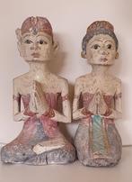 Javaanse tropisch houten beelden man en vrouw, Ophalen