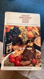 Groot margriet kookboek, Boeken, Kookboeken, Gelezen, Ophalen of Verzenden