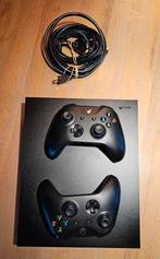 Xbox one, Ophalen of Verzenden, Zo goed als nieuw, 500 GB, Met 2 controllers