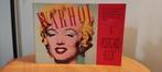 Andy Warhol A Postcard Book" Marilyn Monroe 30 Postcards, Verzenden, Zo goed als nieuw, Overige typen