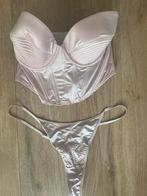 Sexy satijnen setje: Corset BH 80D & String, Kleding | Dames, Ondergoed en Lingerie, Ophalen of Verzenden, Roze, BH