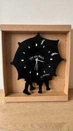 Ot en Sien Klokje - Wandklok - “ onder moeders paraplu”, Wolters Noordhoff BV Groningen Houten, Wandklok, Ophalen of Verzenden