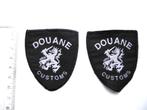 2 douane customs emblemen. Z.g.a.n. 6.5 cm. hoog, Verzamelen, Ophalen of Verzenden, Overige soorten, Nederland, Embleem of Badge