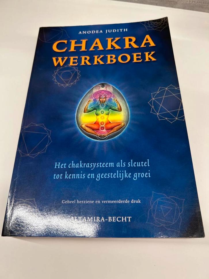 Chakra Werkboek - Anodea Judith, Boeken, Esoterie en Spiritualiteit, Gelezen, Instructieboek, Spiritualiteit algemeen, Ophalen of Verzenden