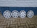 Hyundai I 10 wieldoppen set 14 inch wieldoppen, Ophalen, Gebruikt