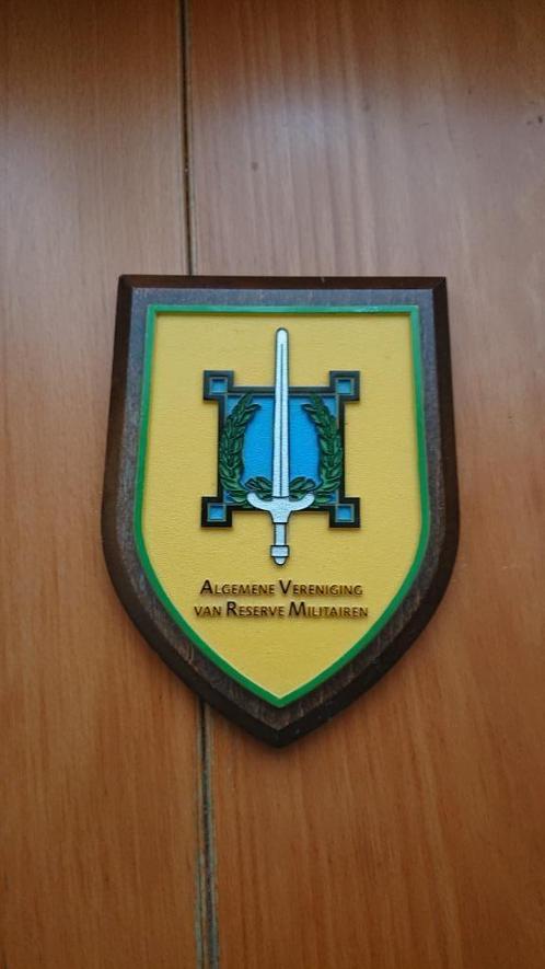 Wapenschild AVRM Algemene Vereniging van Reserve Militairen, Verzamelen, Militaria | Algemeen, Landmacht, Embleem of Badge, Nederland