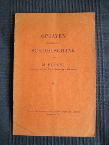 Schoolschaakboek beschikbaar voor biedingen