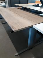 Bureau’s  diverse uitvoeringen/ zit/sta bureau´s, Ophalen, Gebruikt, -, -