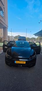 Kia EV6 77,4kWh 229pk AWD 2021 Zwart, Auto's, Kia, Automaat, 1885 kg, Zwart, Origineel Nederlands