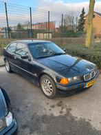 BMW e36 compact 316i 1997 handbak nieuwe APK, Te koop, Benzine, Hatchback, Stof
