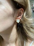 VAN CLEEF OORBELLEN, Sieraden, Tassen en Uiterlijk, Oorbellen, Wit, Nieuw, Ophalen of Verzenden, Knopjes of Stekers