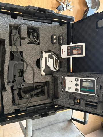 Laserliner X2-Laser Pro Kruislijnlaser- 031.550Lcomplete set beschikbaar voor biedingen