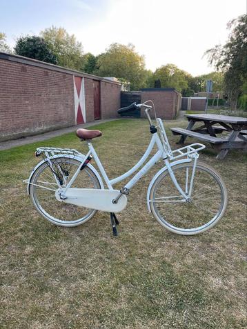 Damesfiets Cortina U4 transport wit 28i , zo goed als nieuw  beschikbaar voor biedingen