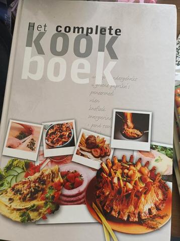 May - Complete kookboek beschikbaar voor biedingen