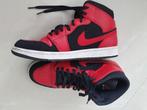 Zwart rood nike Jordan schoenen maat 43, Kleding | Heren, Schoenen, Nike Jordan, Zwart, Ophalen of Verzenden, Zo goed als nieuw