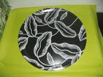 IKEA AVSIKTLIG RETRO DIENBLAD, Huis en Inrichting, Ophalen, Gebruikt, Rond, Kunststof