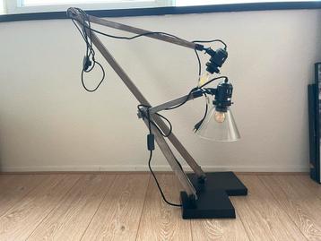 2 Design Lampen - 1 Kap Defect beschikbaar voor biedingen